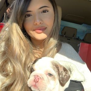 Meet your Posher, Amber